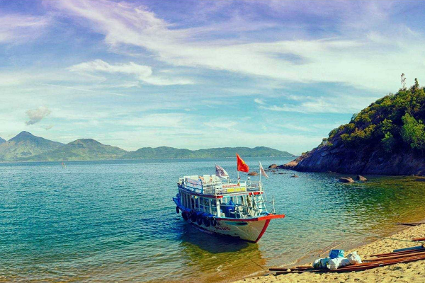 Cham Island