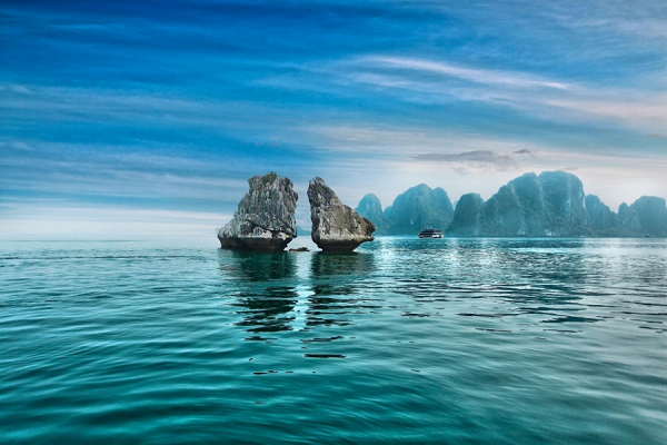 Ha Long Bay 