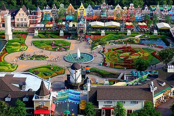 Busan – Daegu – Seoul – Everland