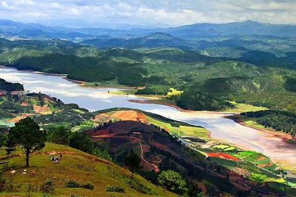 Tour trekking chinh phục đỉnh LangBiang