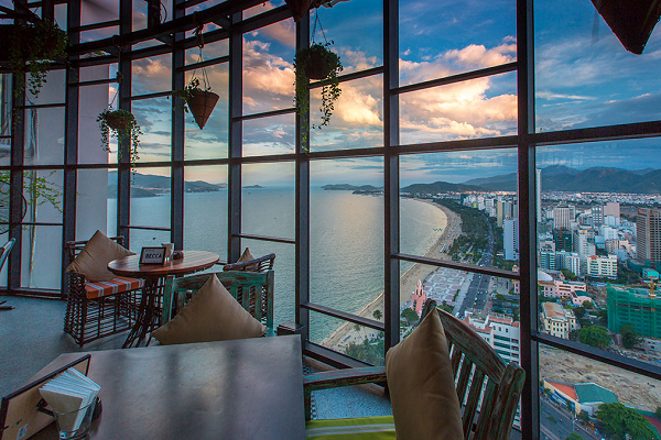 Skylight Nha Trang - Chefs Club Restaurant - Thực đơn 2 người