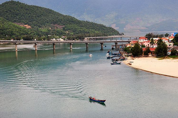 Tour đèo Hải Vân – Lăng Cô 1 ngày